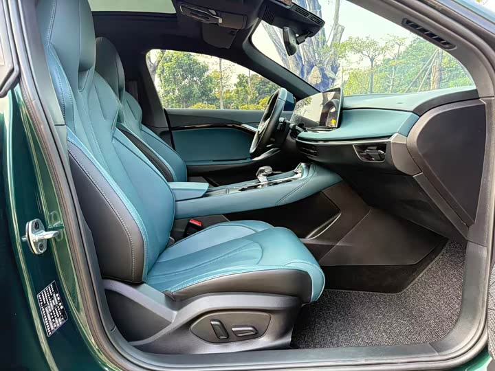 Фото 9 - MG Motor 7