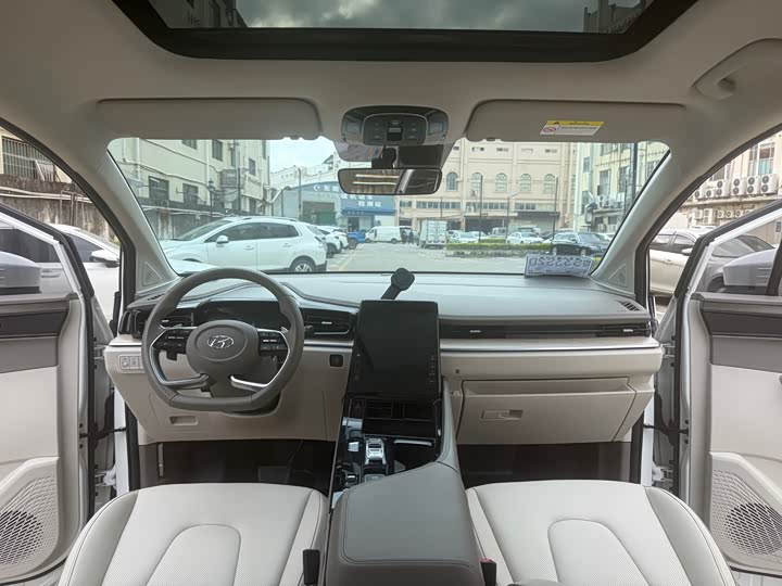 Фото 7 - Hyundai Custo