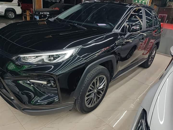 Фото 5 - Toyota Wildlander