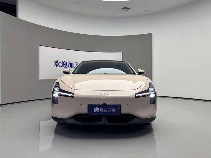 Фото 2 - XPeng Mona M03