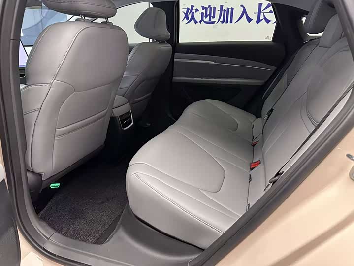 Фото 6 - XPeng Mona M03