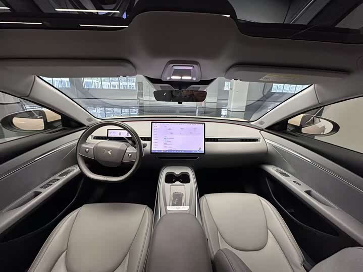 Фото 7 - XPeng Mona M03