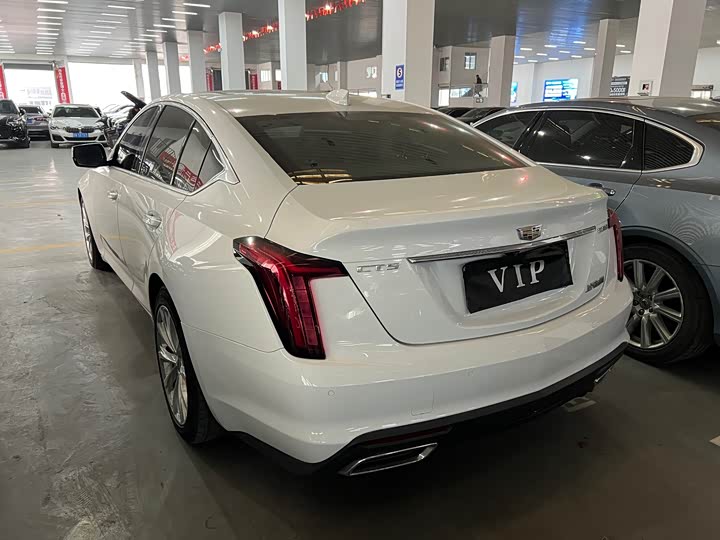 Фото 6 - Cadillac CT5