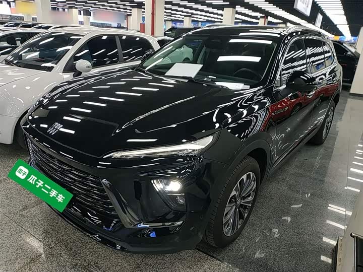 Фото 1 - Buick Envision Plus