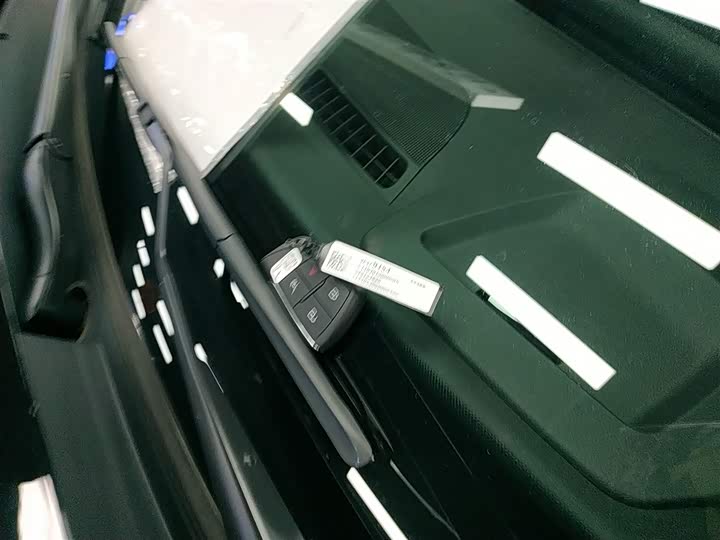 Фото 9 - Buick Envision Plus