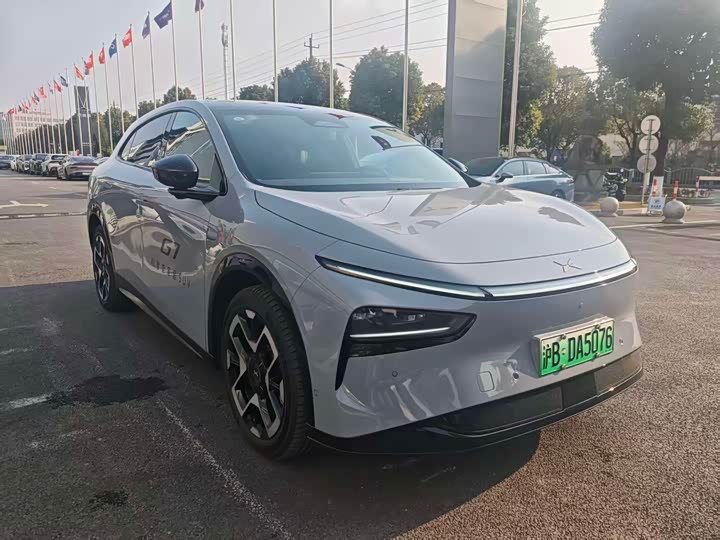 Фото 2 - XPeng G7