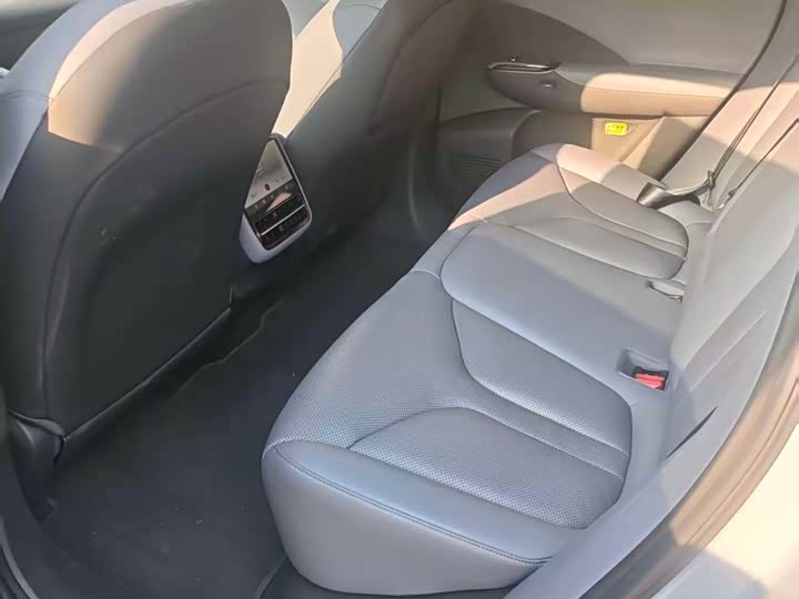 Фото 7 - XPeng G7