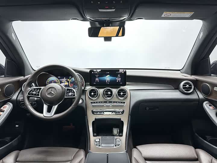 Фото 9 - Mercedes-Benz GLC-Class