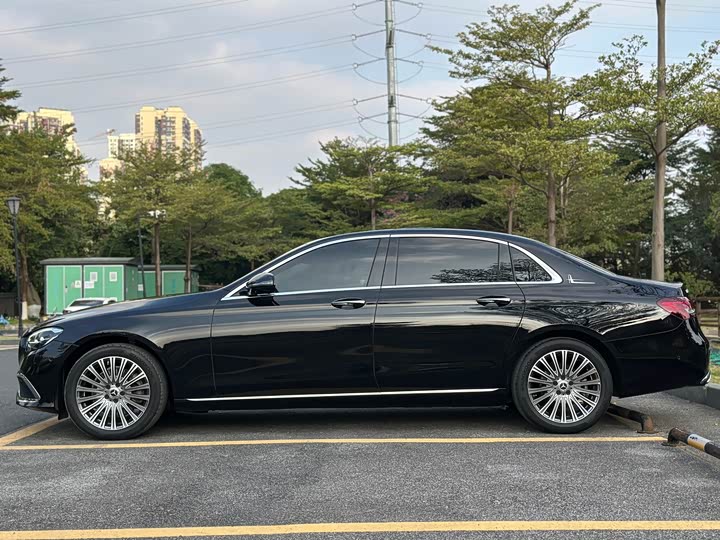 Фото 7 - Mercedes-Benz E-Class