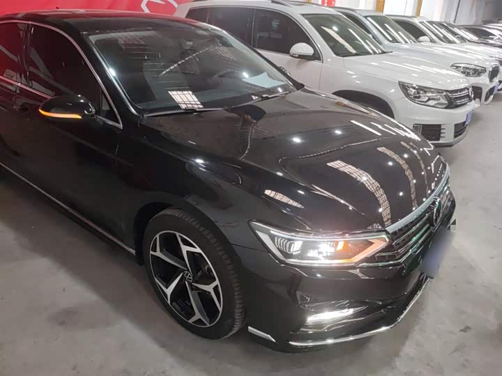 Фото 4 - Volkswagen Magotan