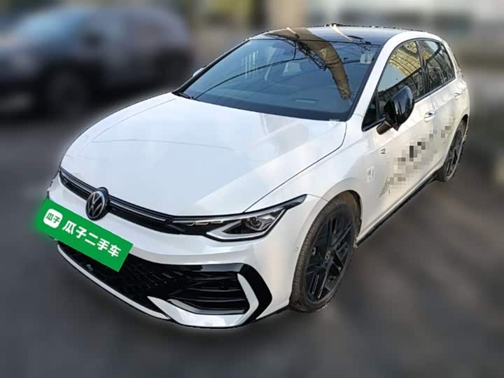 Фото 1 - Volkswagen Golf