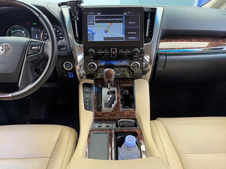 Фото 6 - Toyota Alphard