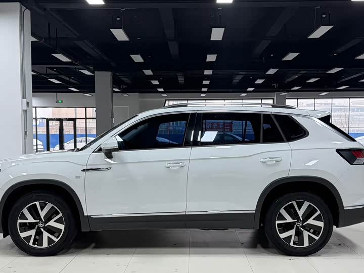 Фото 8 - Volkswagen Tayron