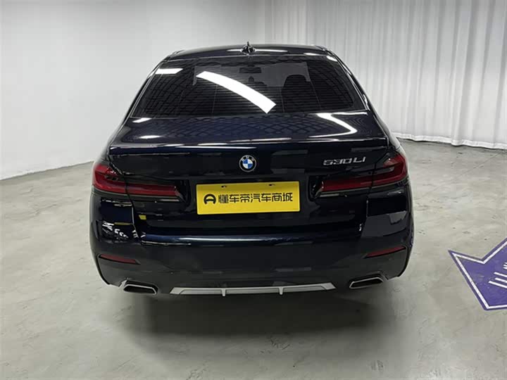 Фото 7 - BMW 5 Series