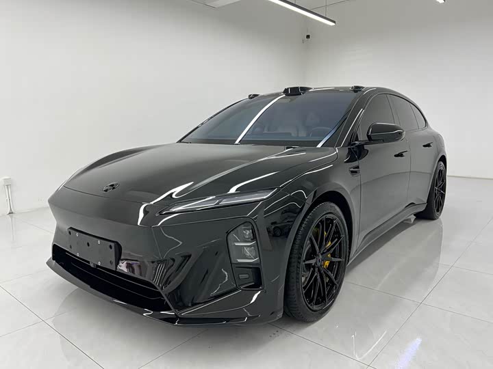 Фото 1 - Nio ET5T