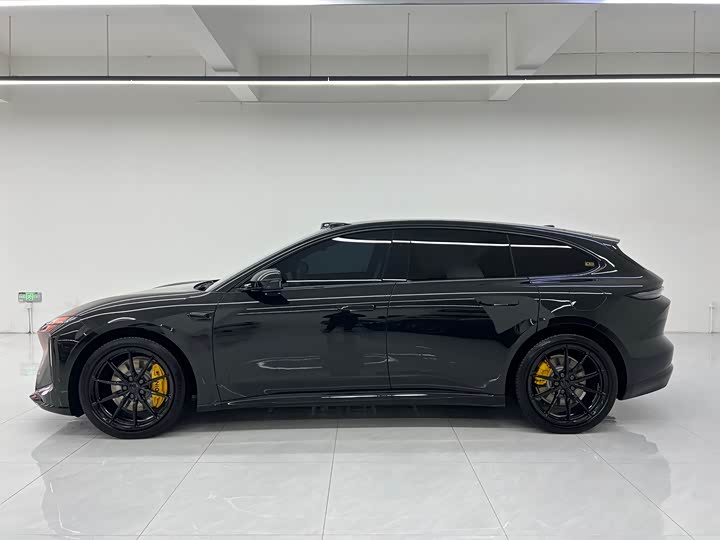 Фото 4 - Nio ET5T