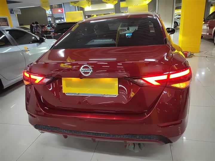 Фото 6 - Nissan Sylphy