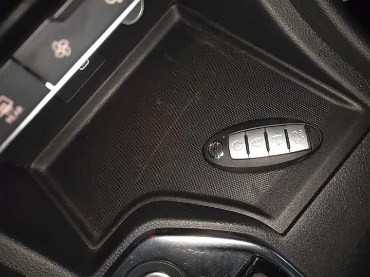 Фото 9 - Nissan Sylphy