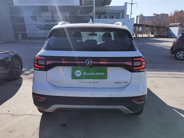 Фото 6 - Volkswagen Tacqua