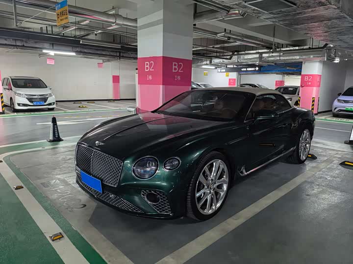 Фото 2 - Bentley Continental GT