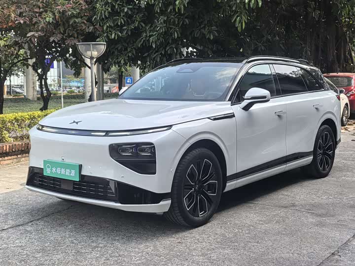 Фото 1 - XPeng G9