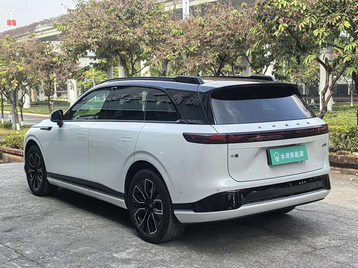 Фото 4 - XPeng G9