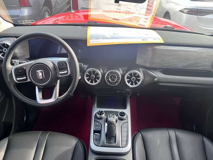 Фото 5 - Tank 300