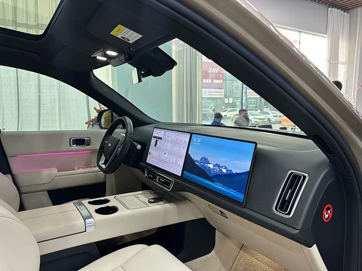 Фото 8 - LiXiang L9