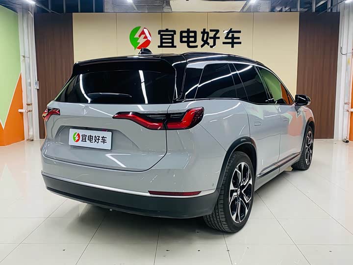 Фото 5 - Nio ES8