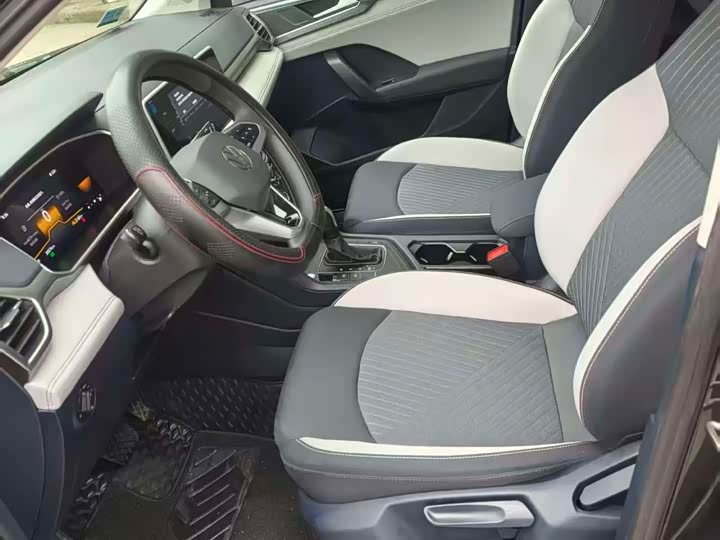 Фото 4 - Volkswagen Tharu