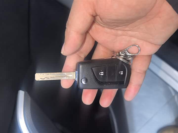 Фото 9 - Toyota Frontlander