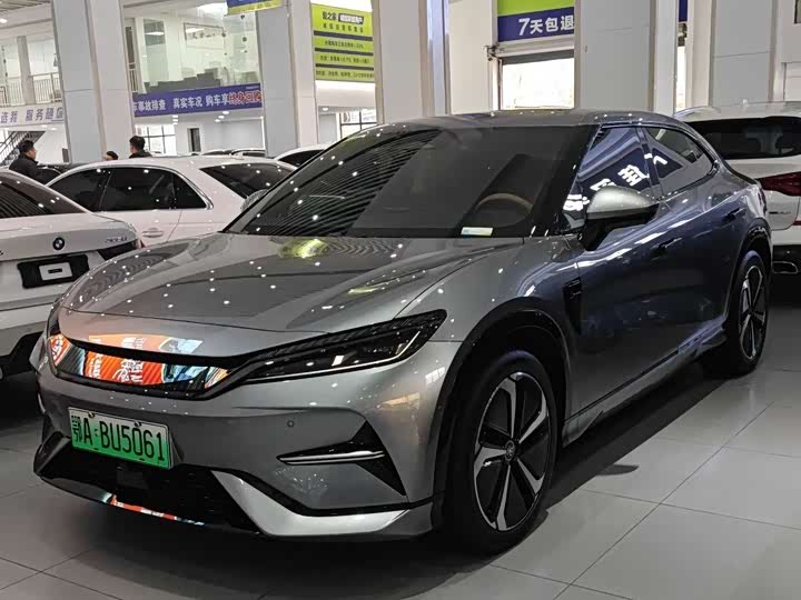 Фото 1 - BYD Song L