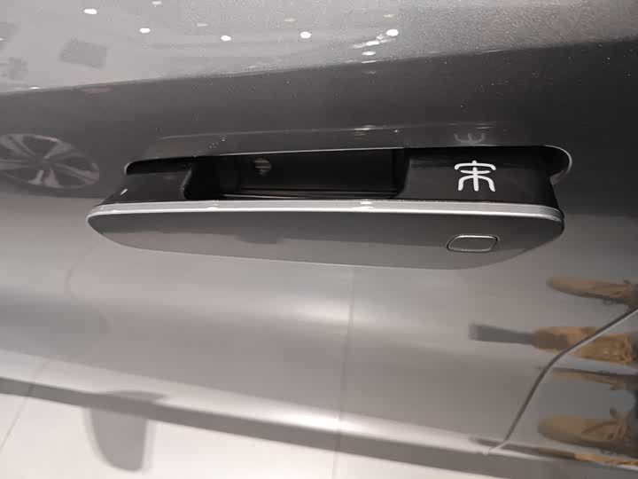 Фото 8 - BYD Song L