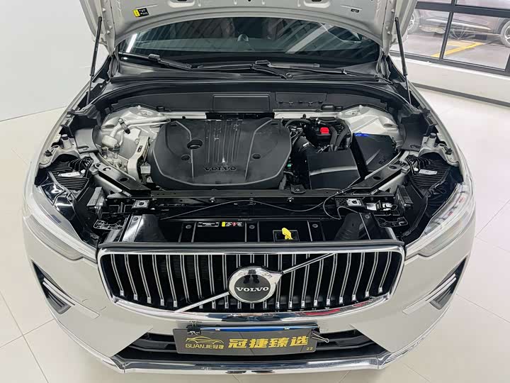 Фото 2 - Volvo XC60