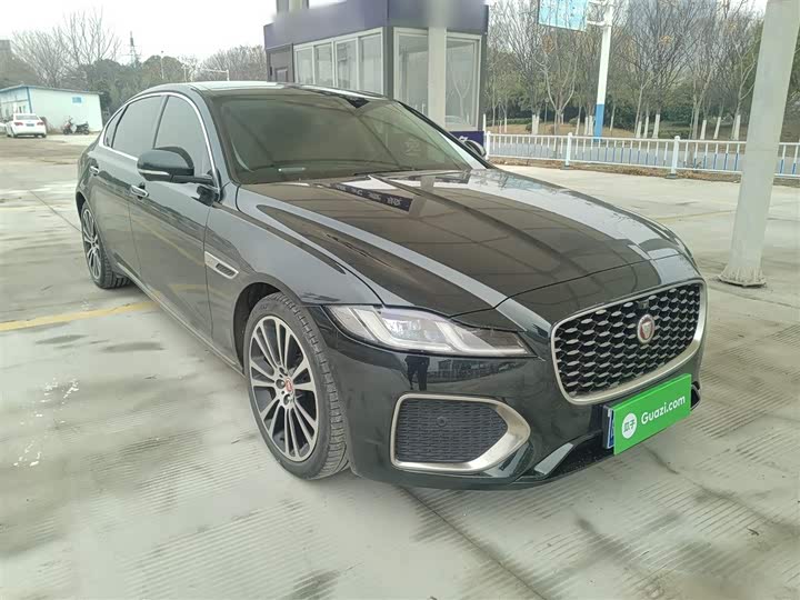 Фото 4 - Jaguar XF L