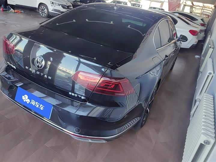 Фото 3 - Volkswagen Magotan