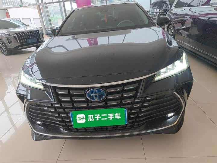 Фото 3 - Toyota Avalon