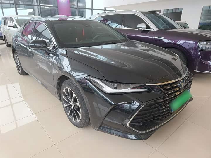 Фото 4 - Toyota Avalon