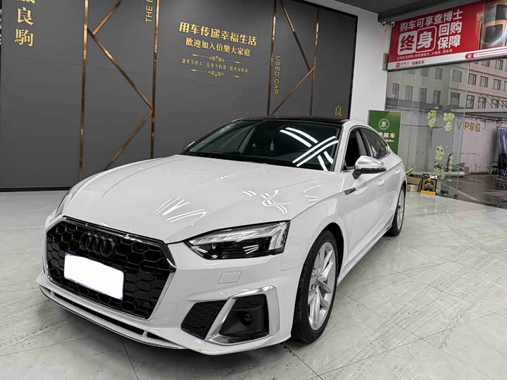 Фото 1 - Audi A5