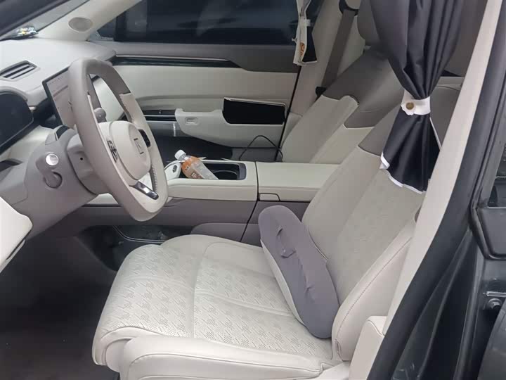 Фото 8 - Zeekr 7X