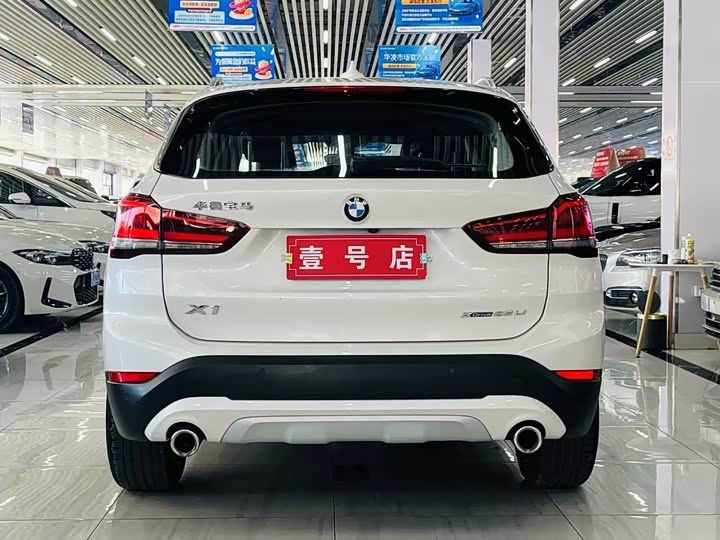 Фото 5 - BMW X1