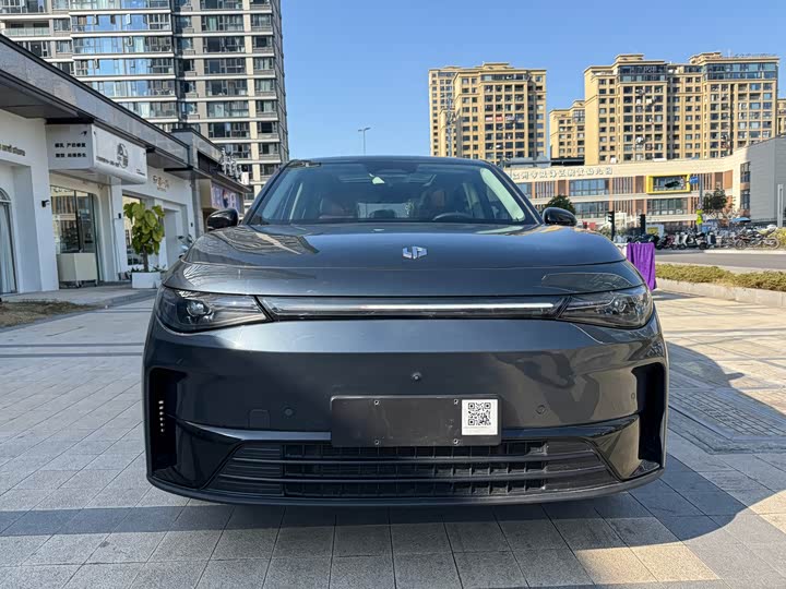 Фото 2 - Leapmotor C10