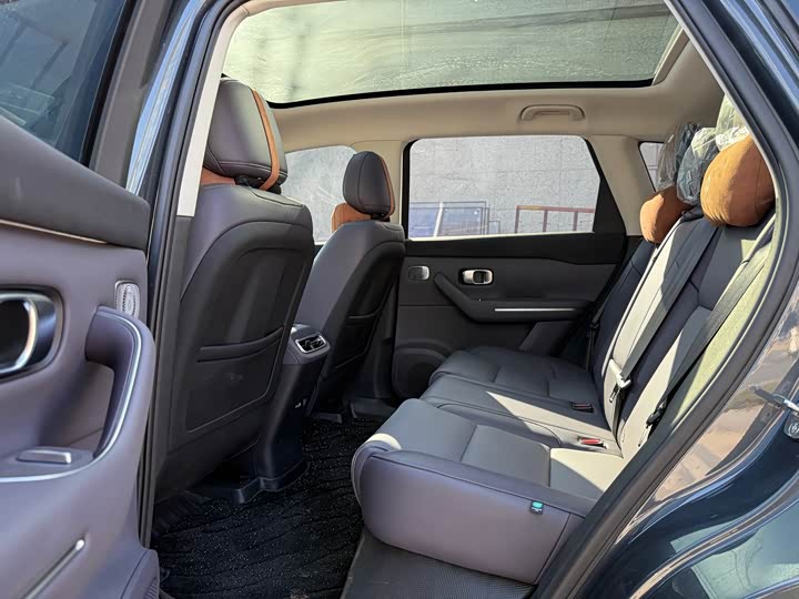 Фото 5 - Leapmotor C10