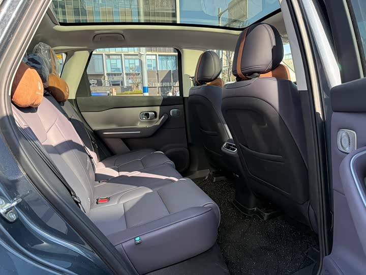 Фото 8 - Leapmotor C10