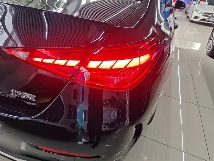 Фото 8 - Mercedes-Benz C-Class