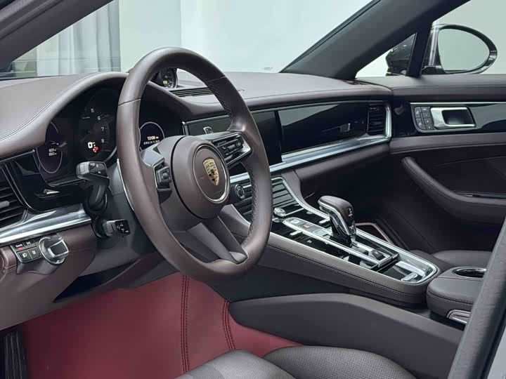 Фото 5 - Porsche Panamera