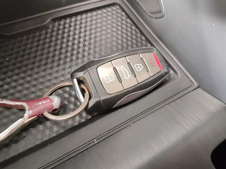 Фото 9 - Haval H6