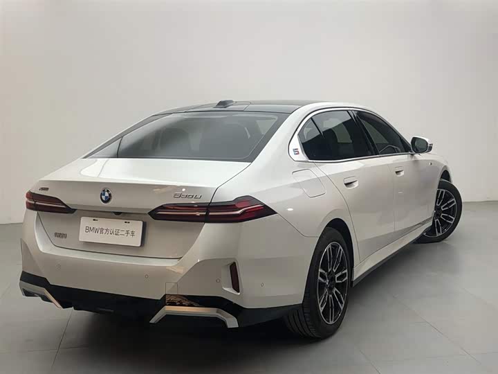 Фото 4 - BMW 5 Series