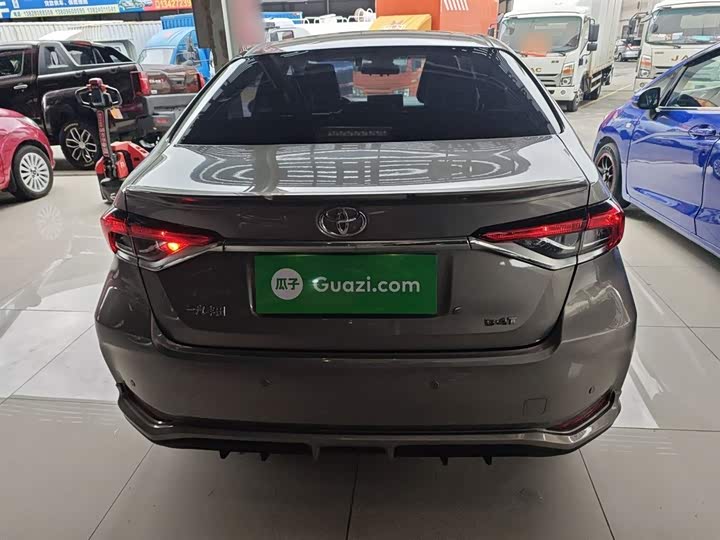 Фото 6 - Toyota Corolla