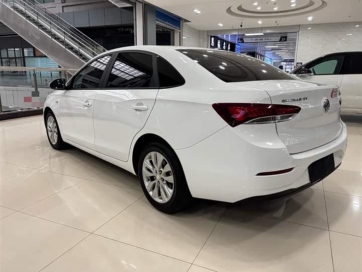 Фото 8 - Buick Excelle GT